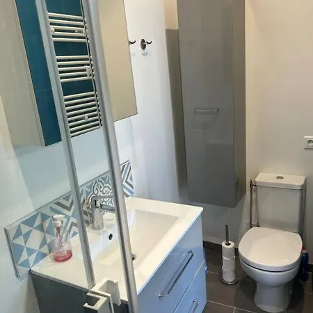 Location Vendee Globe La Chaume Apartment *
