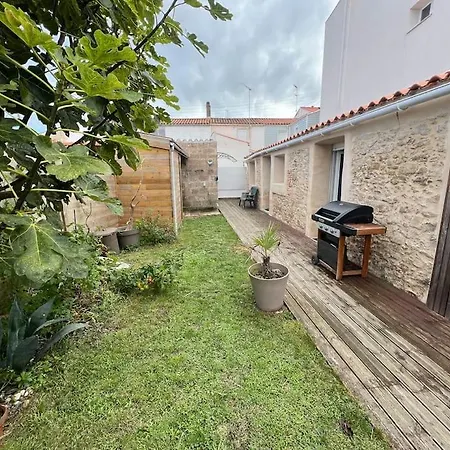 Location Vendee Globe La Chaume 公寓 *