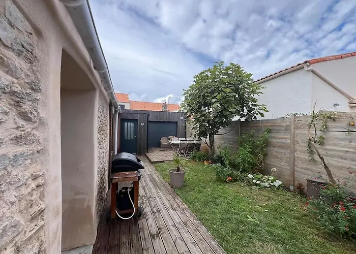 Location Vendee Globe La Chaume